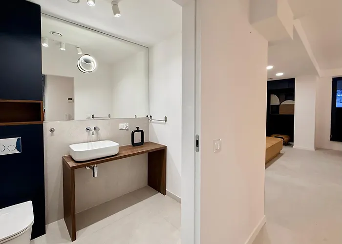 Polna Park Apartment